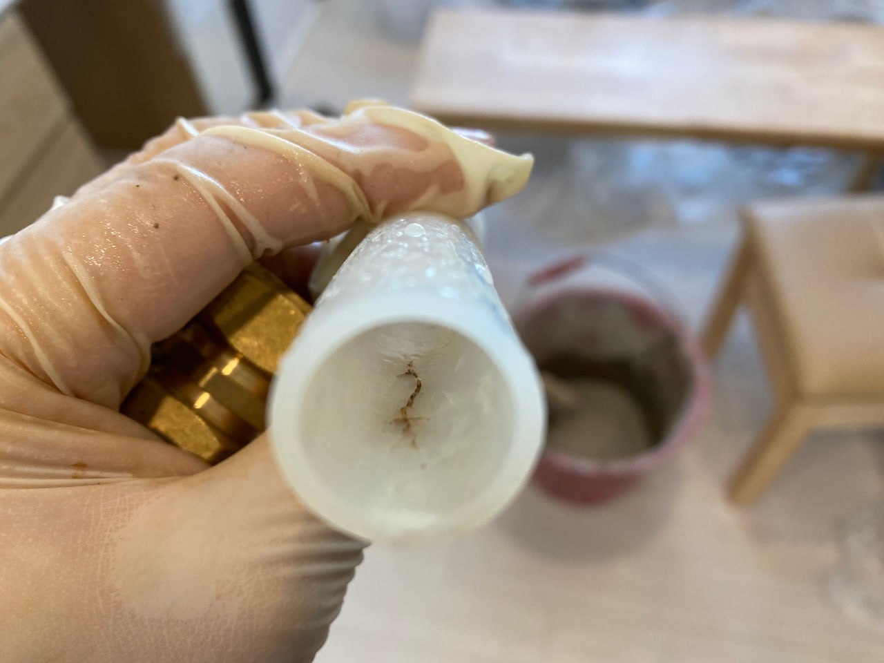 절단된 배관 내부 균열 — 보험청구 증빙 자료